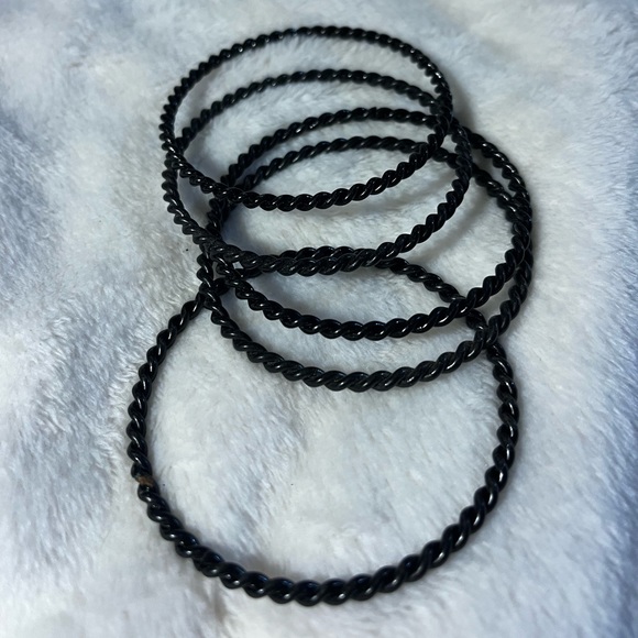 Stackable bangles - Picture 4 of 5